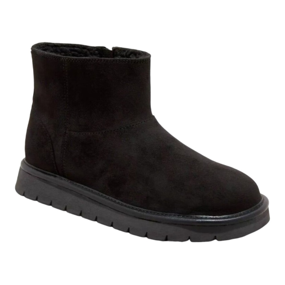 Universal Thread Size 8 Black Ankle Boots
